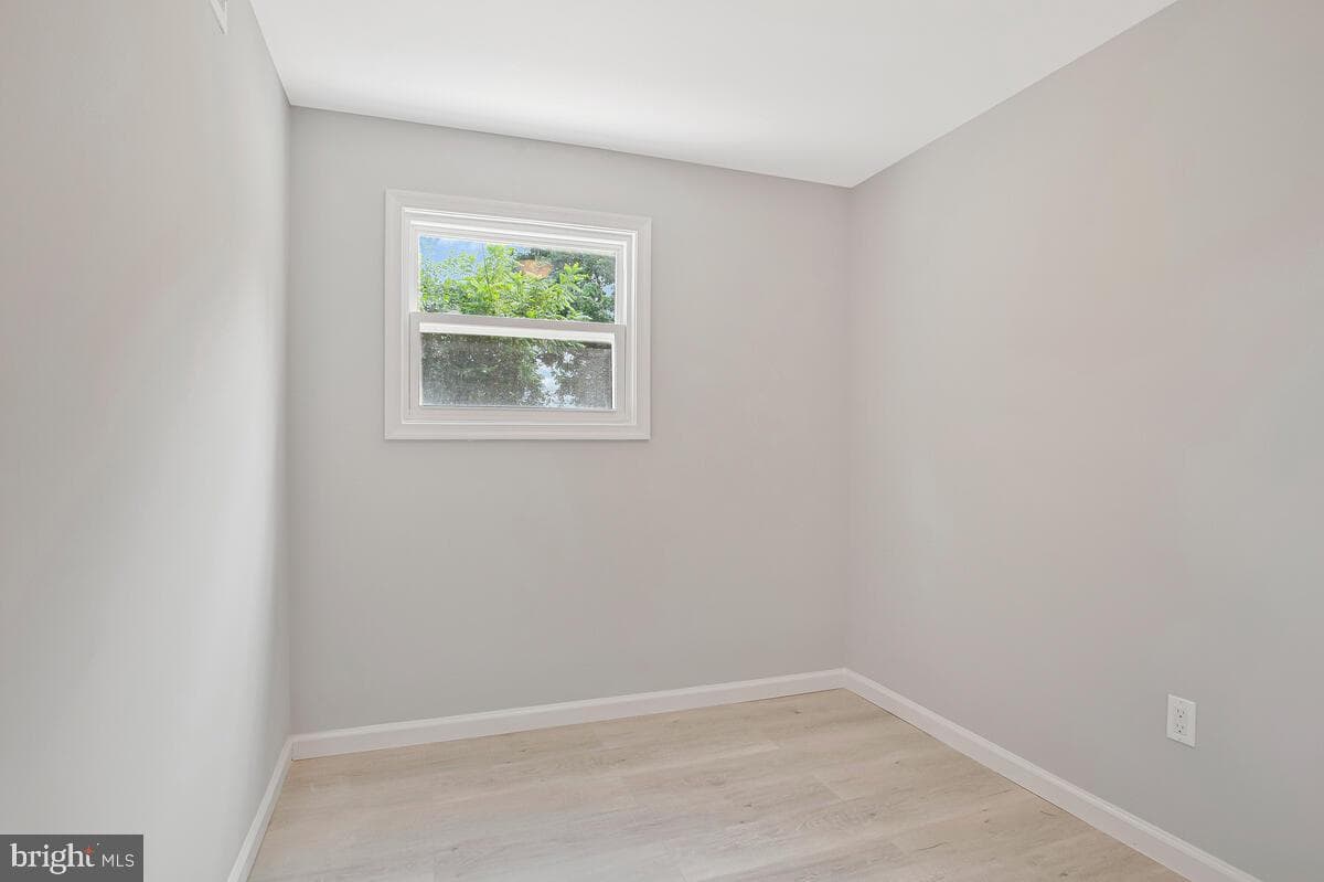3980 Solomons Island Road photo 37