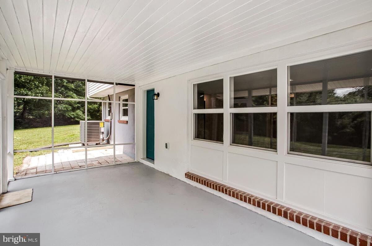 3980 Solomons Island Road photo 42
