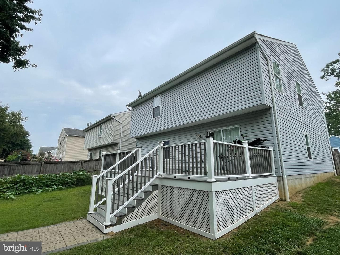 420 Oaklawn Avenue photo 3