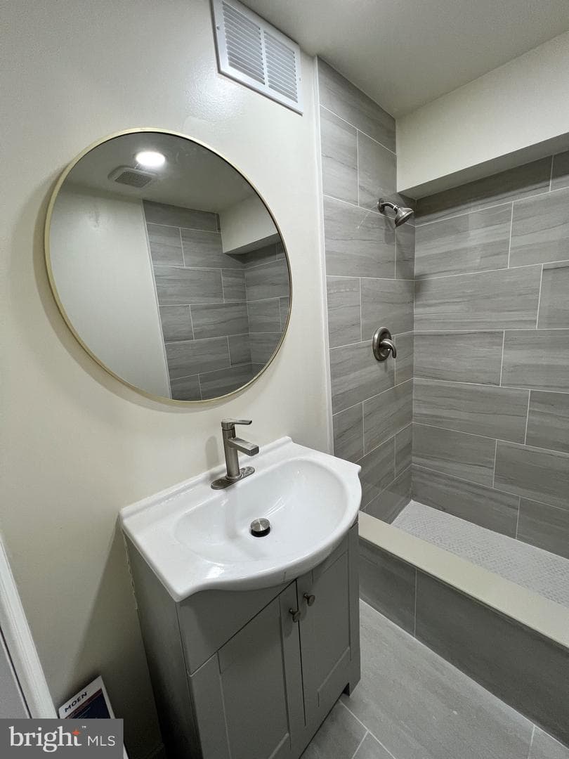 223 Grove Park Road photo 12