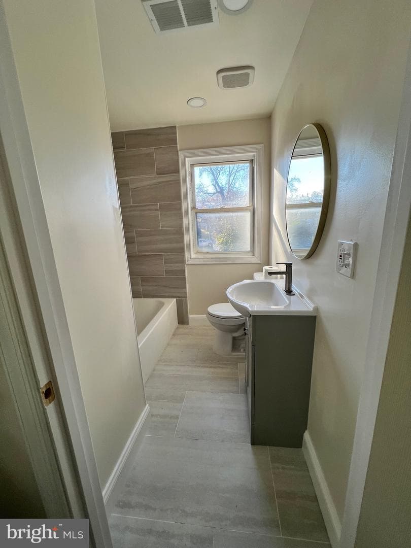 223 Grove Park Road photo 14