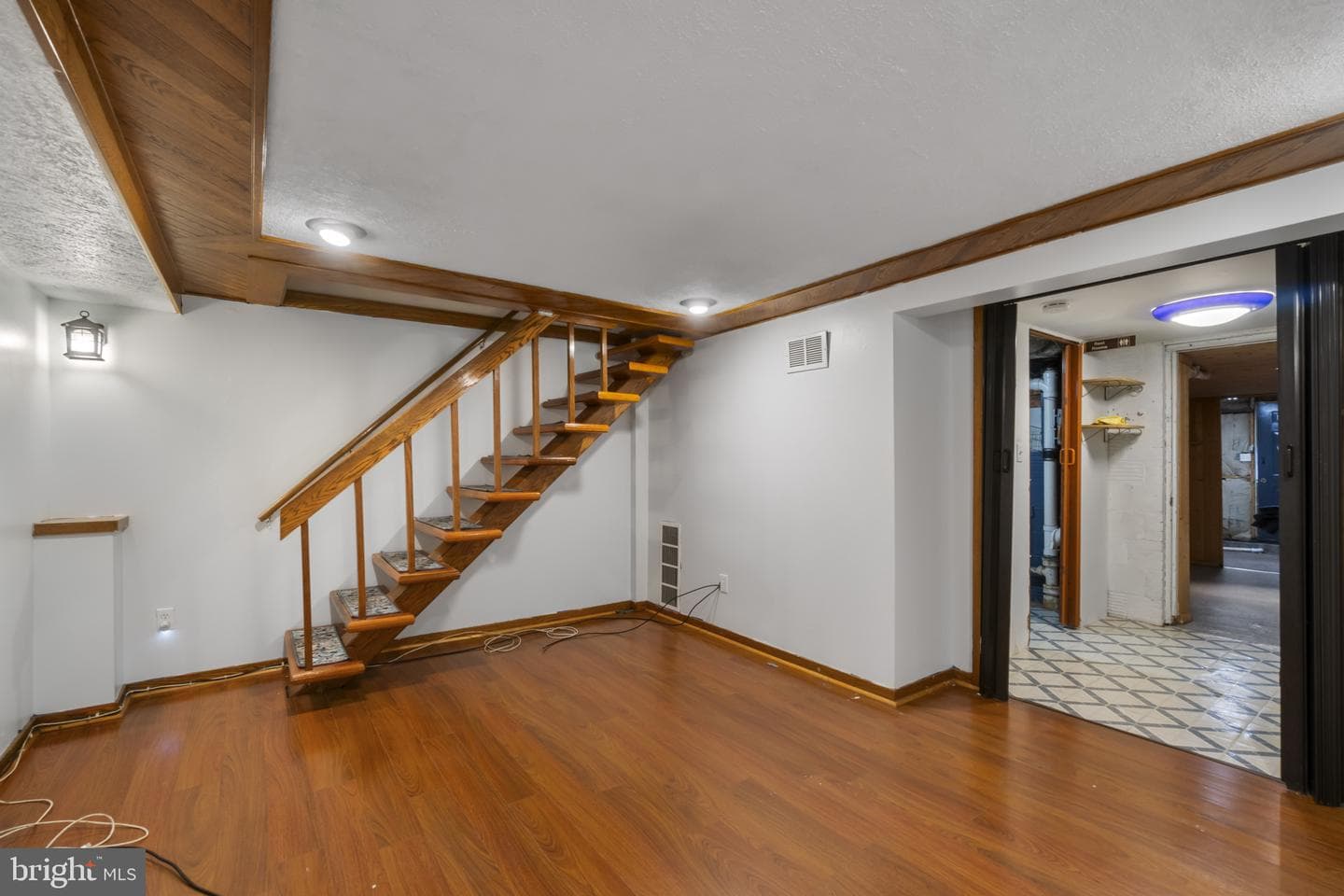 5307 Patrick Henry Drive photo 18