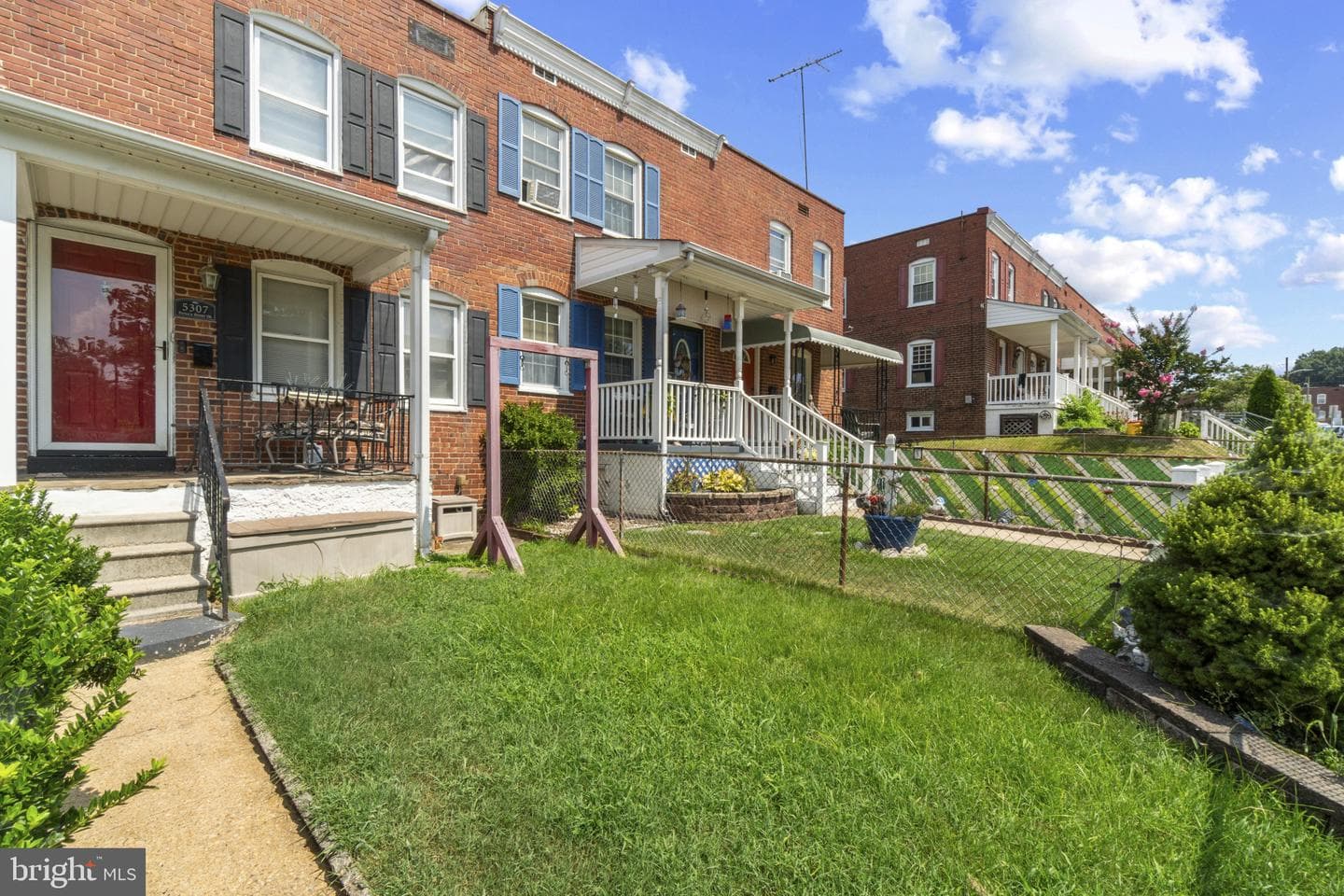 5307 Patrick Henry Drive photo 2