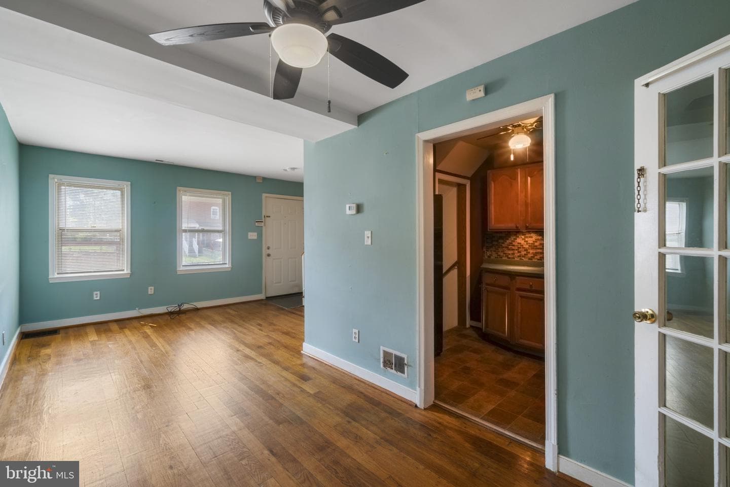 5307 Patrick Henry Drive photo 6
