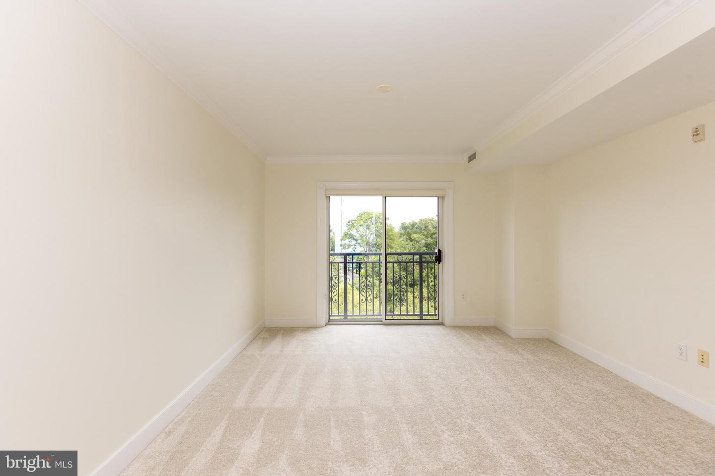 5 Park Place #626 photo 14