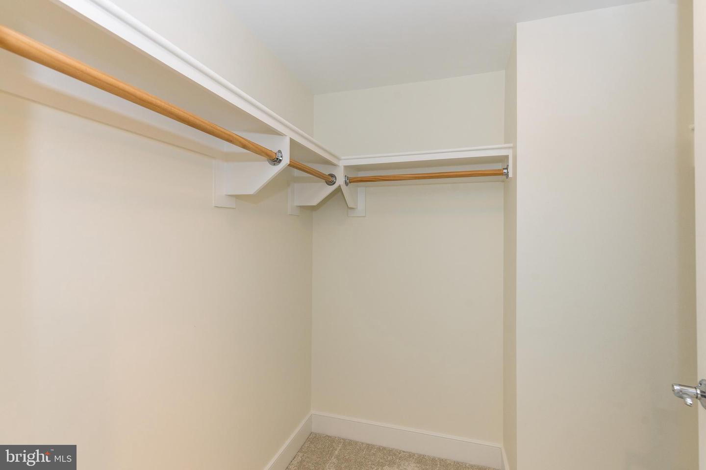 5 Park Place #626 photo 16