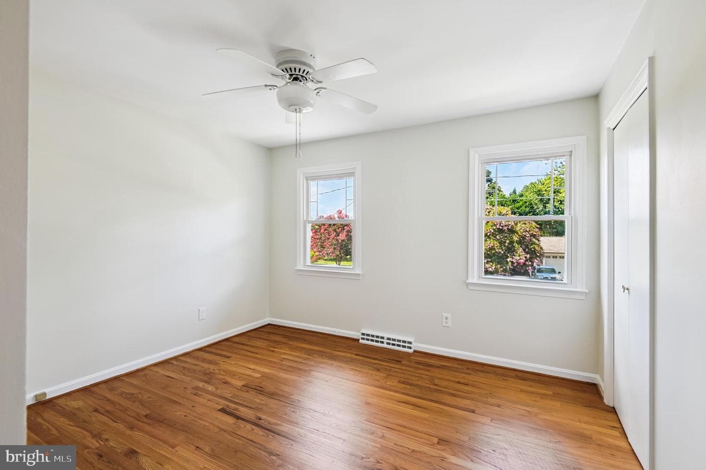 84 Great Lake Drive photo 16