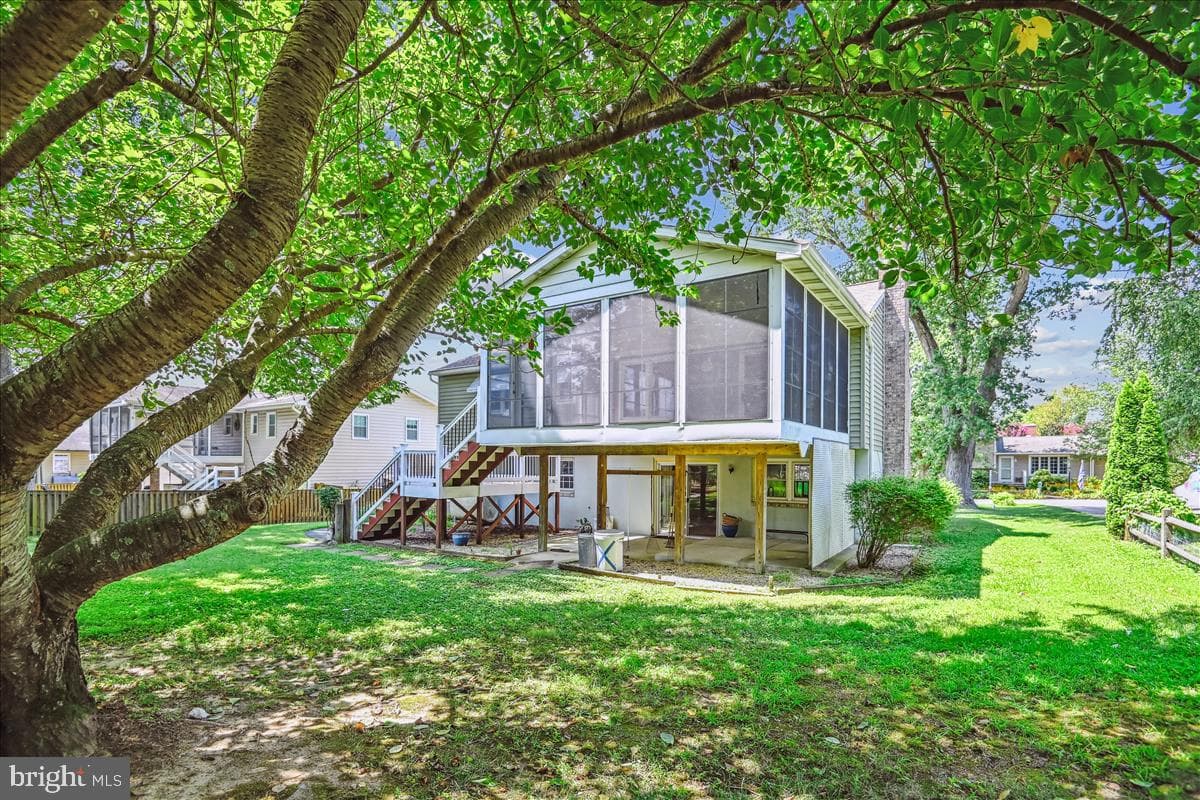 84 Great Lake Drive photo 5