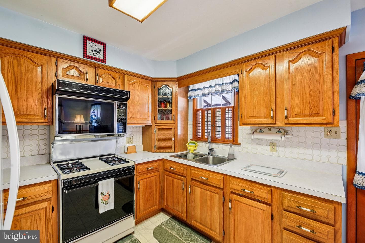 623 W Cedar Hill Road photo 11