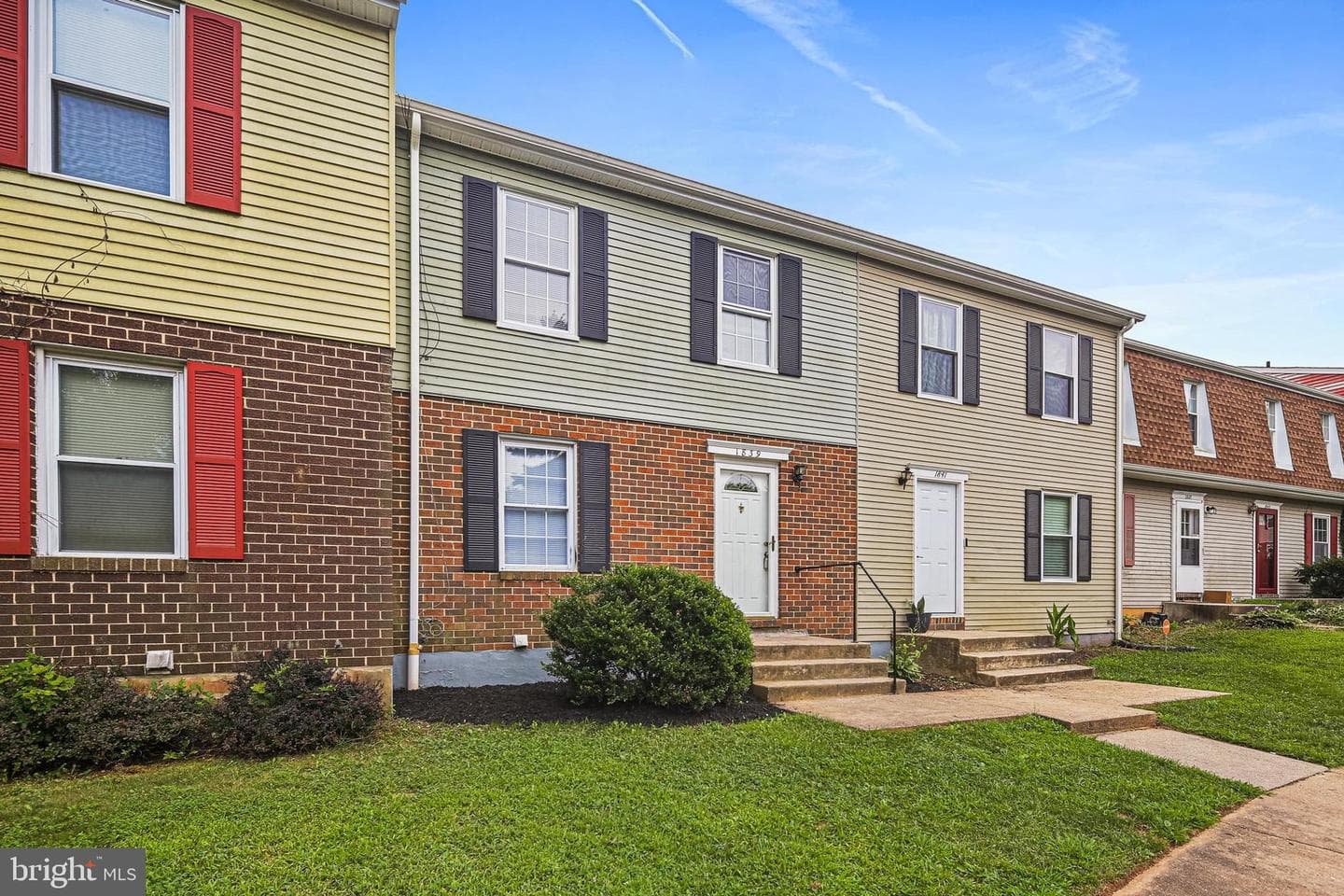 1839 Dove Court