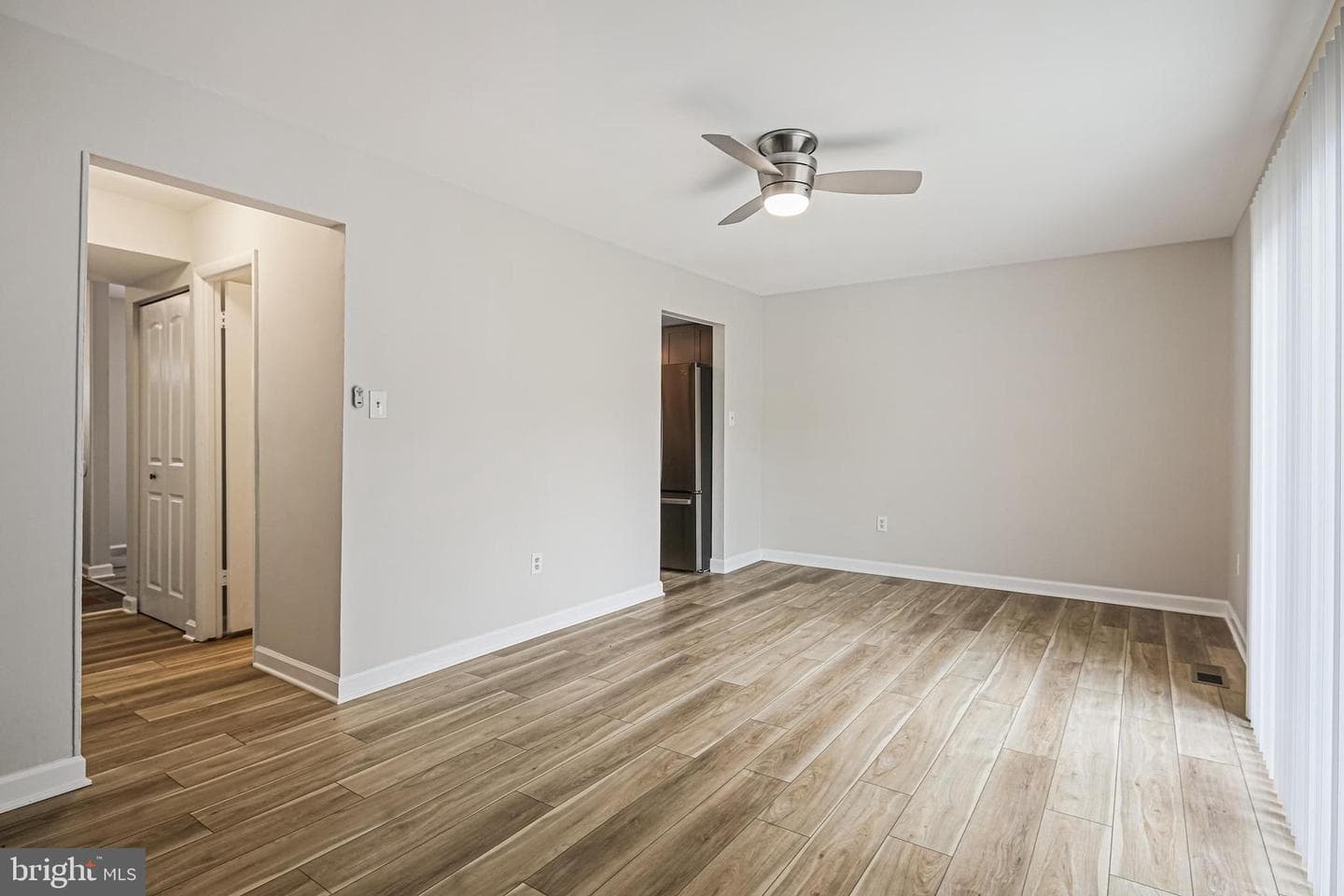 1839 Dove Court photo 14