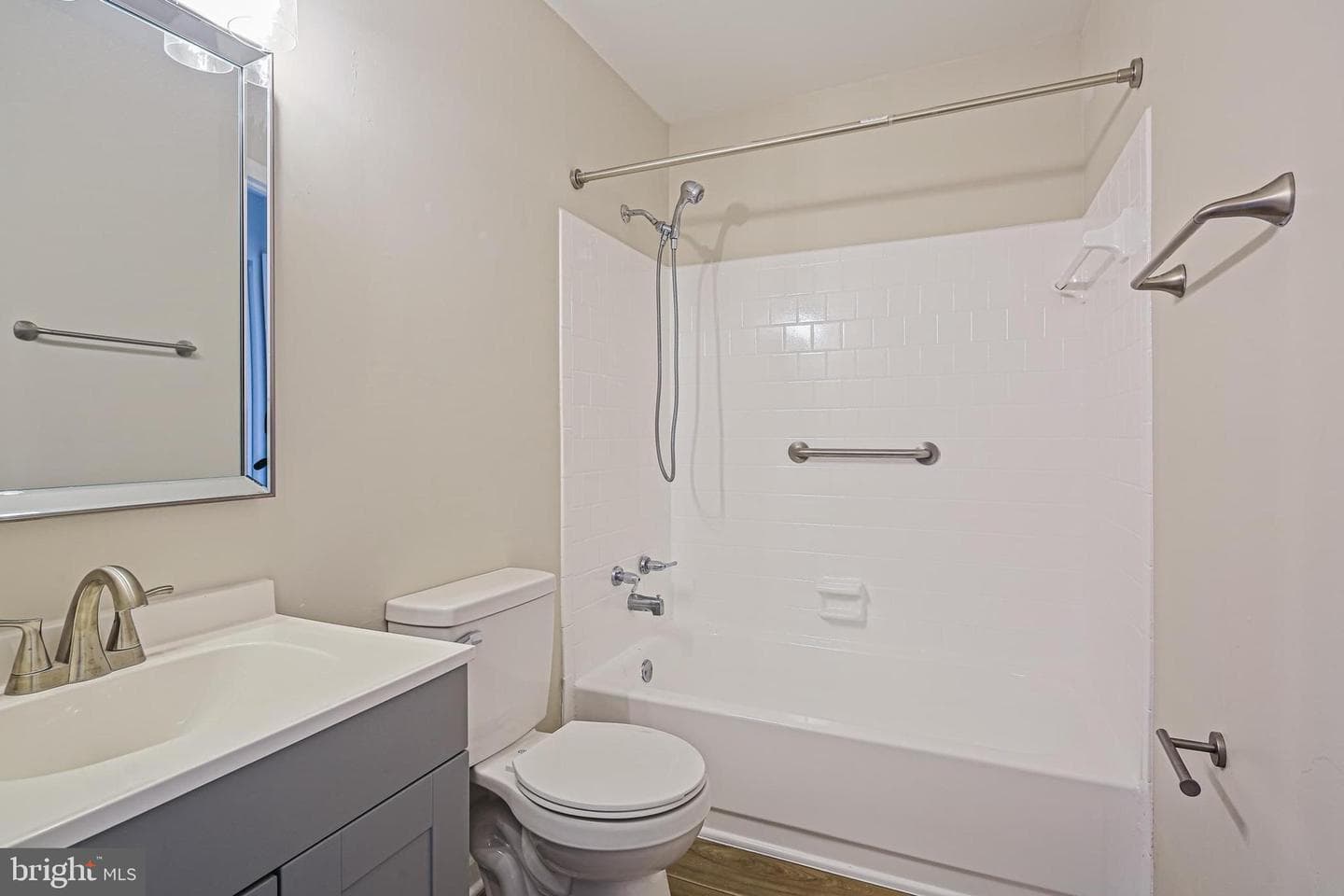 1839 Dove Court photo 21