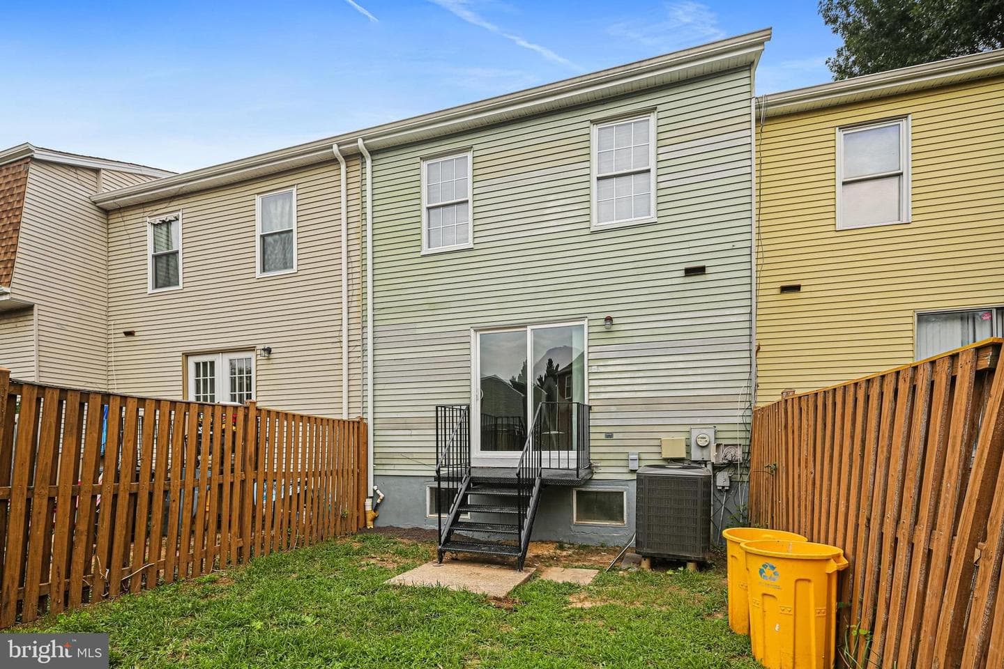 1839 Dove Court photo 34