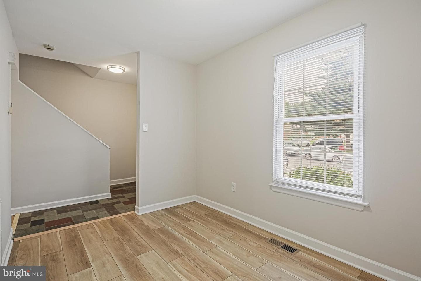 1839 Dove Court photo 5