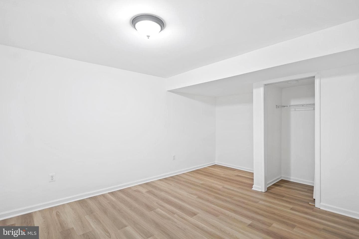 4102 Middlebury Court photo 28