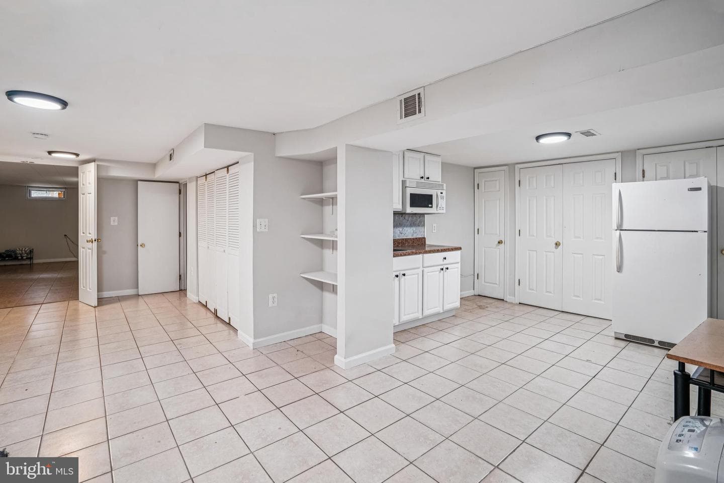 3381 Horsehead S photo 20