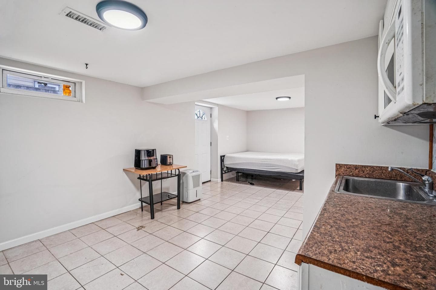 3381 Horsehead S photo 25