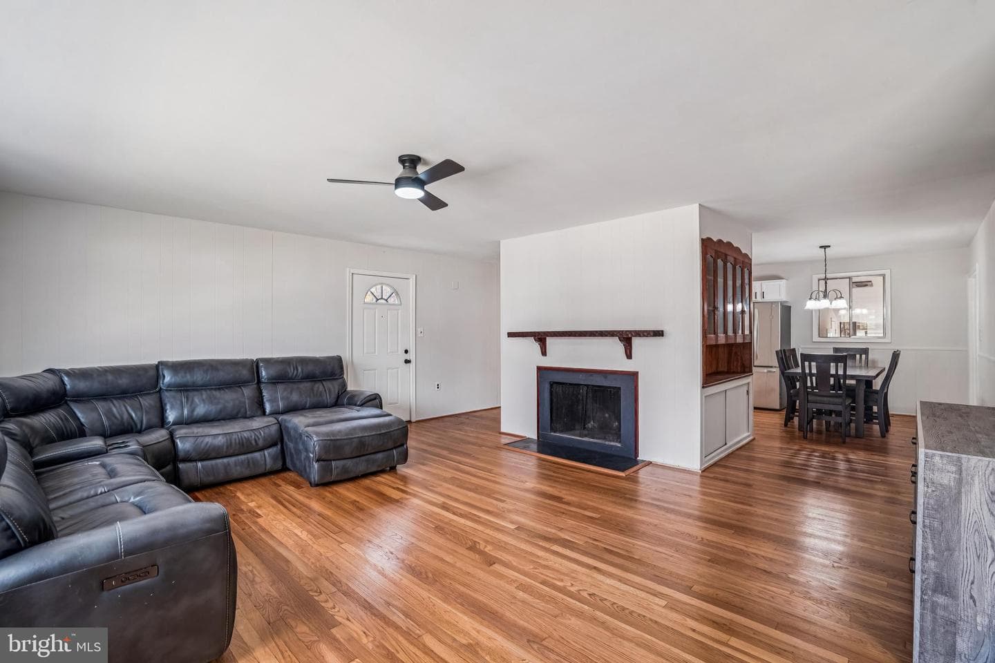 3381 Horsehead S photo 4