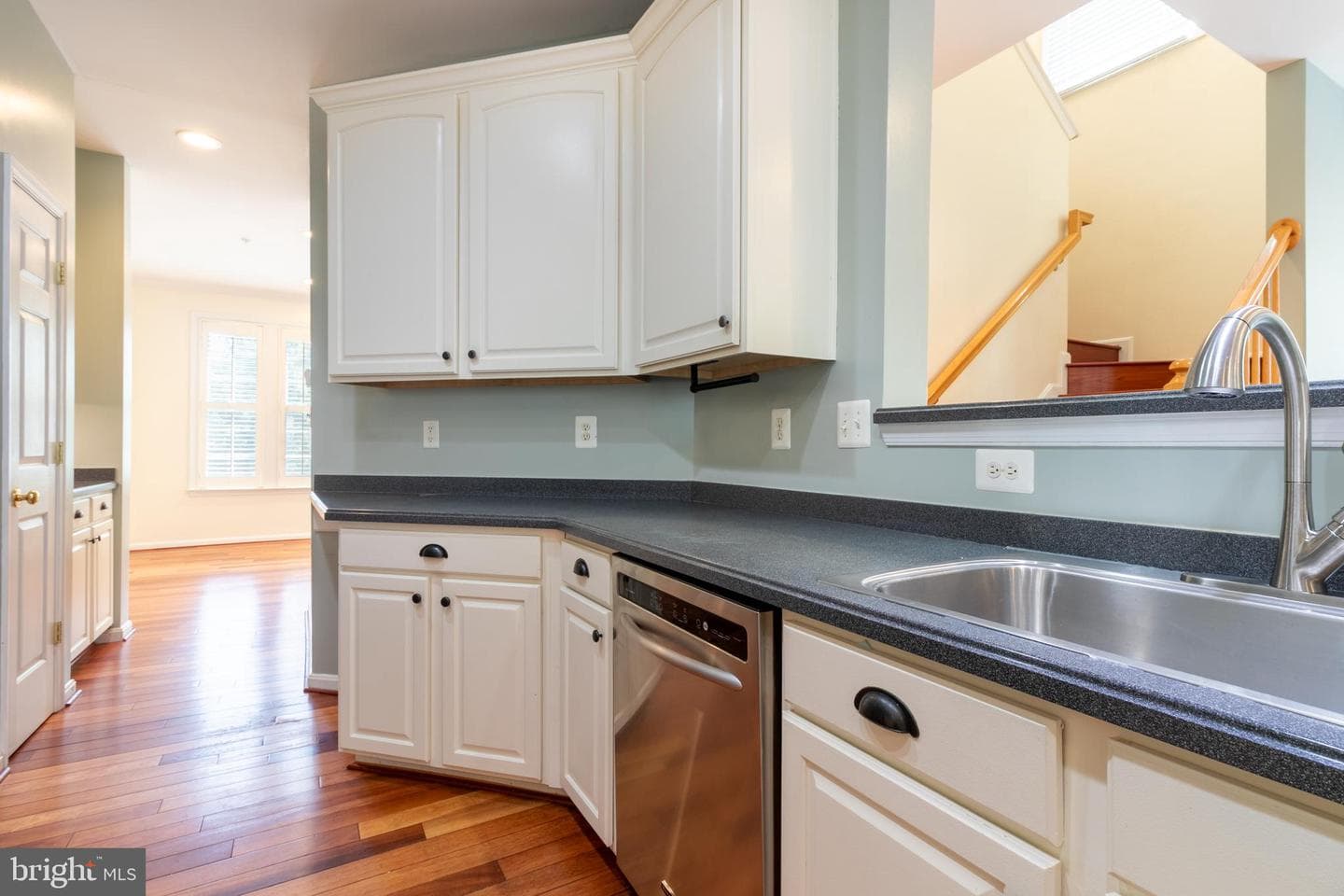 1112 Carbondale Way photo 10