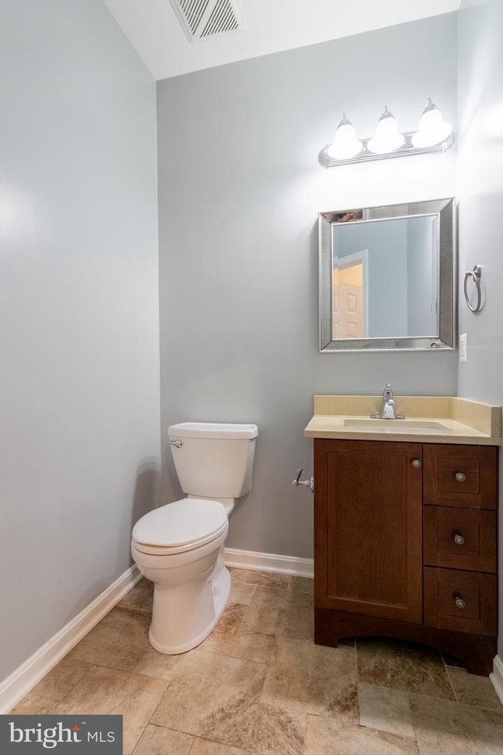1112 Carbondale Way photo 15