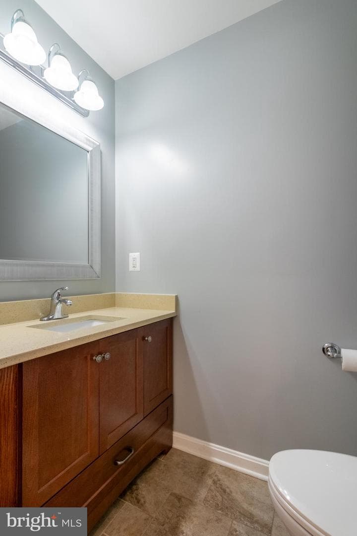 1112 Carbondale Way photo 19