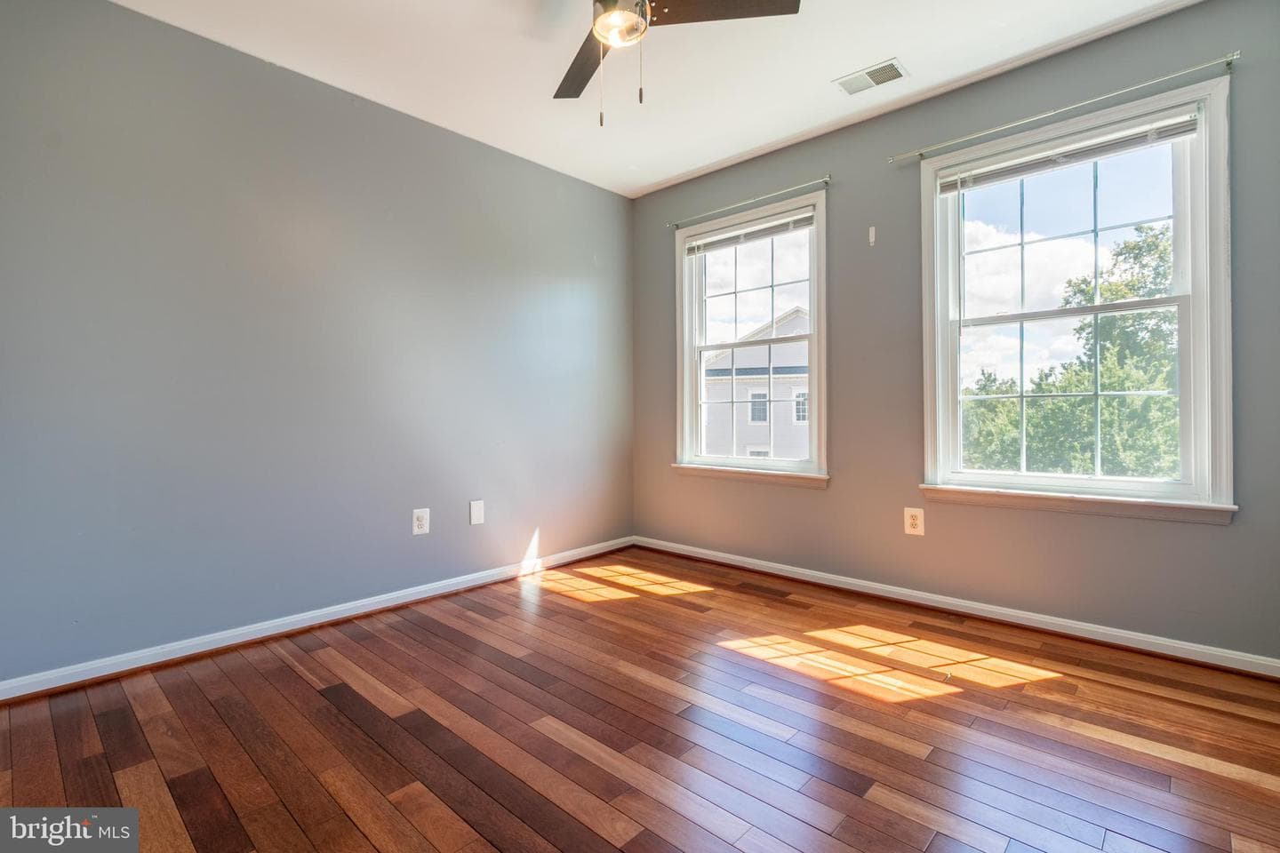 1112 Carbondale Way photo 29