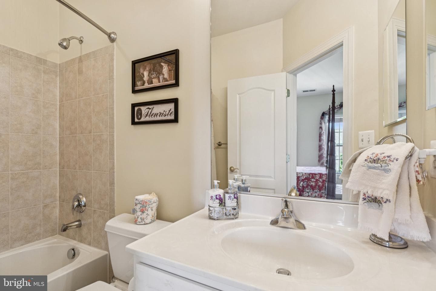 702 Pearson Point Place photo 56