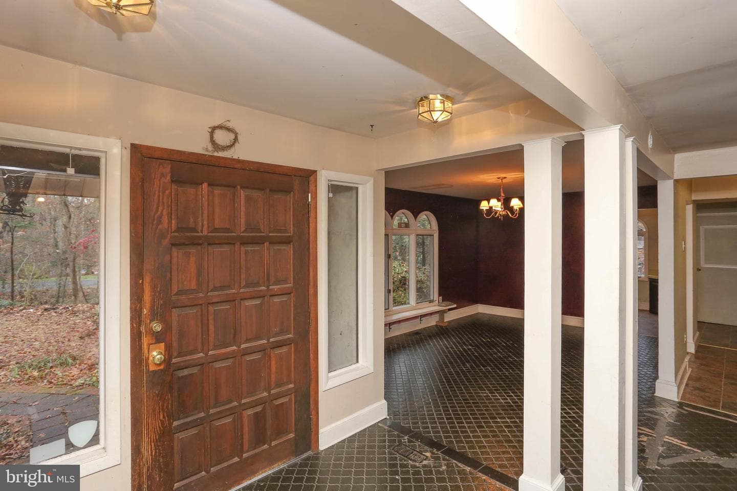 1196 Tanager Drive photo 3