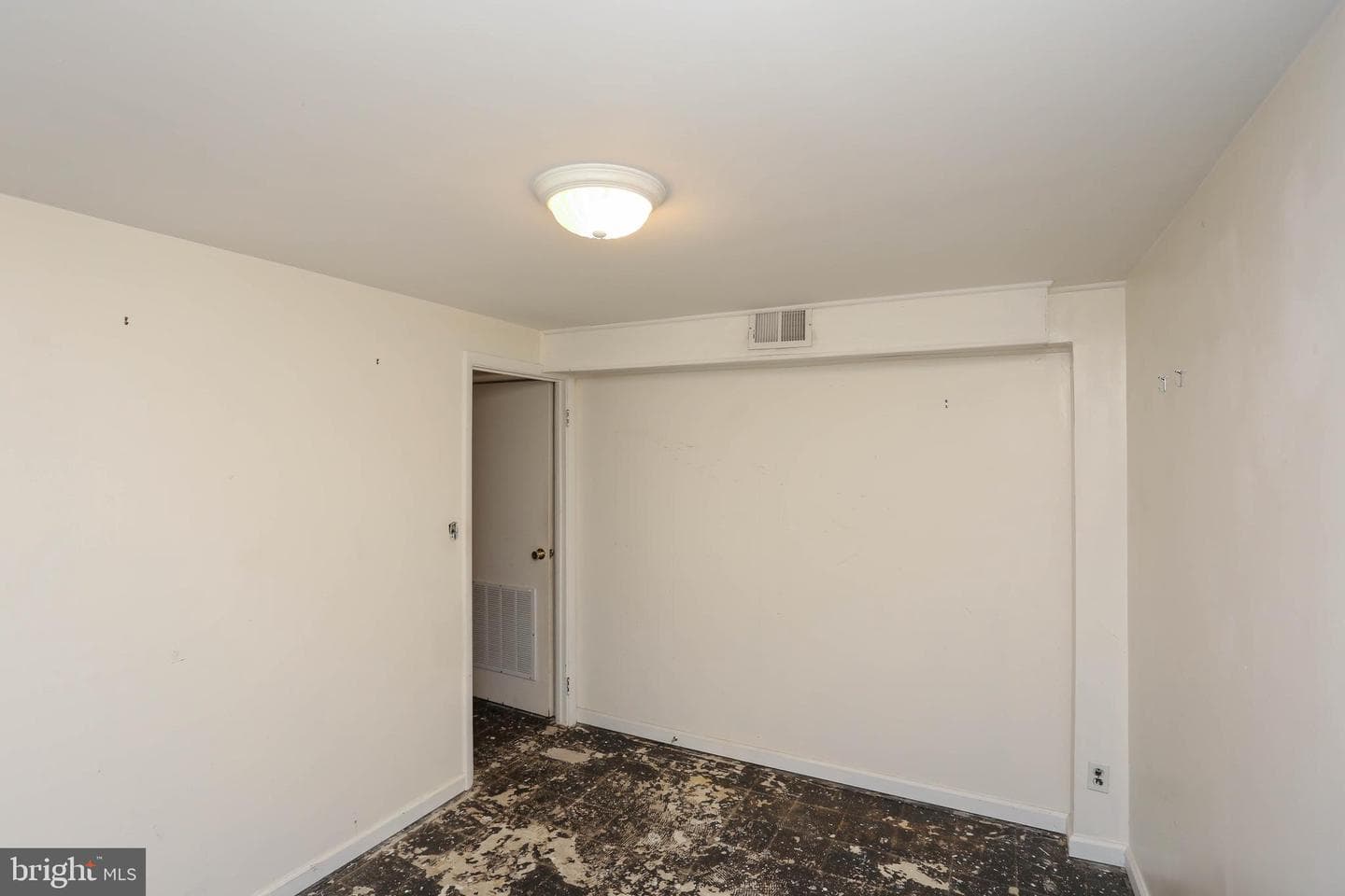 1196 Tanager Drive photo 32