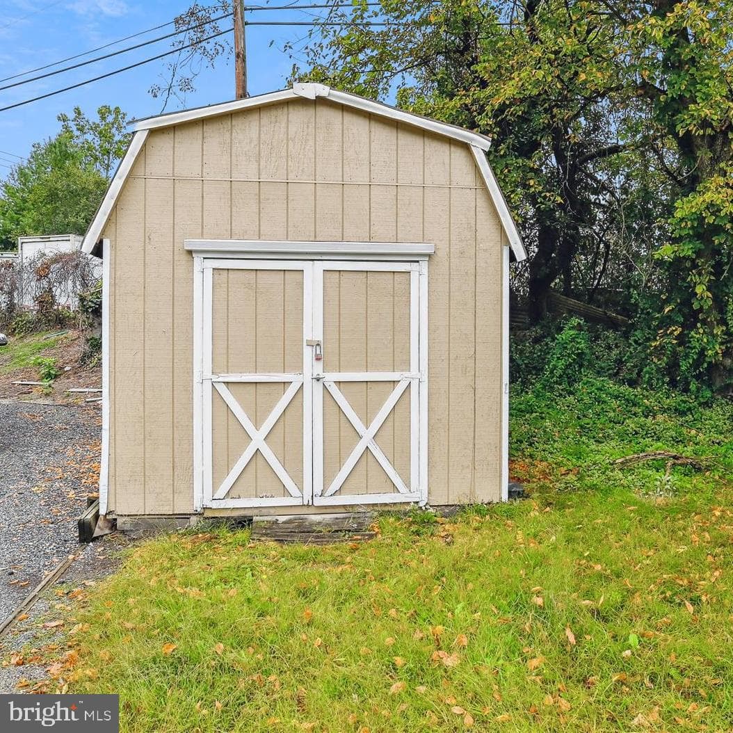 45 Chester Circle photo 12