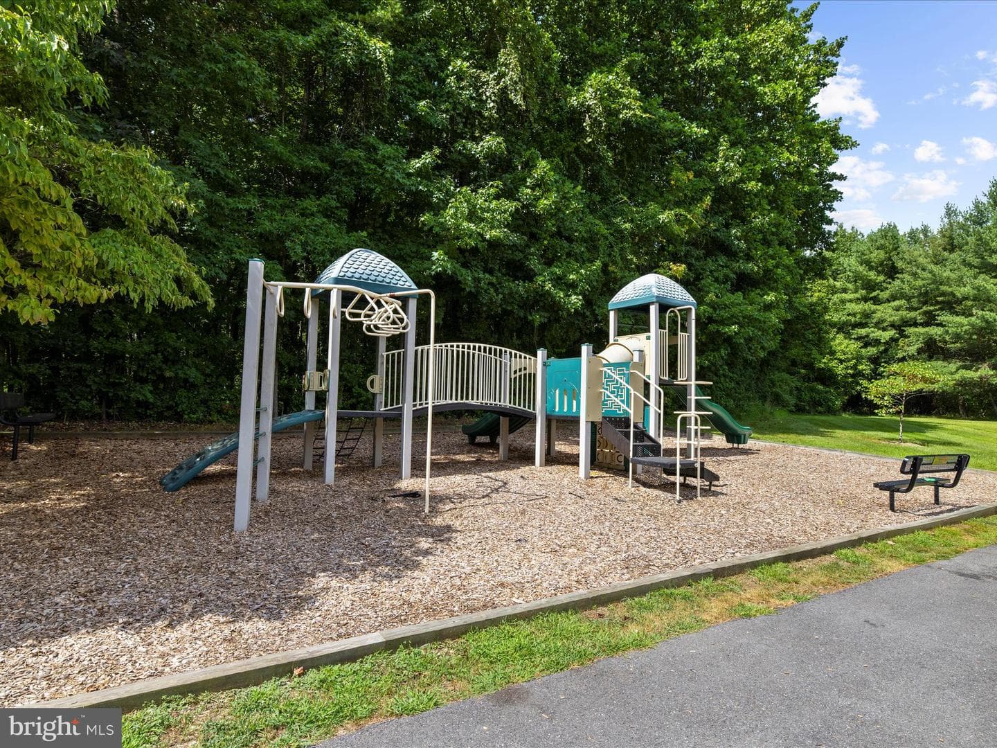 2724 Howard Grove Road photo 37