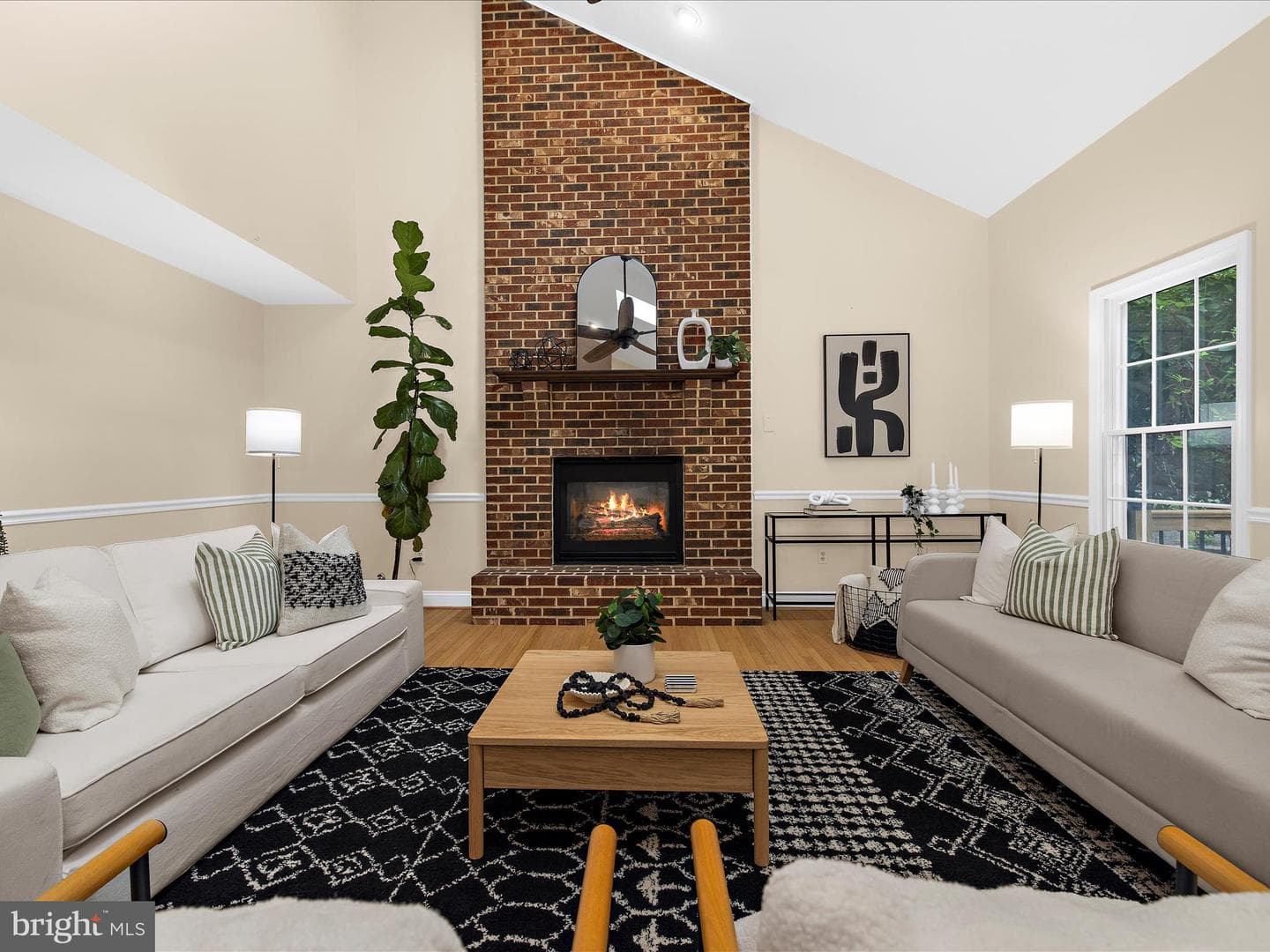 2724 Howard Grove Road photo 8