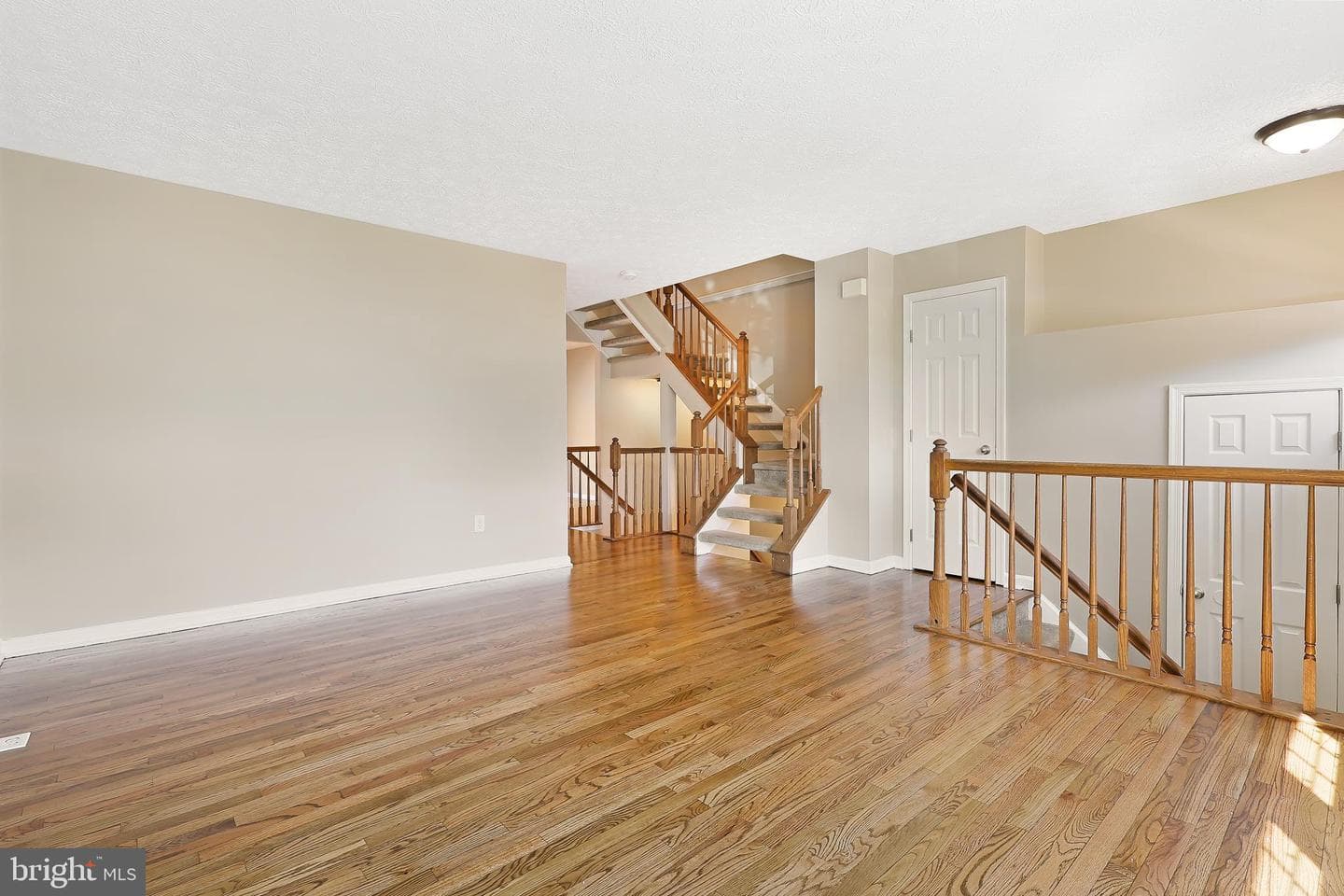 1308 Hollow Glen Ct photo 2