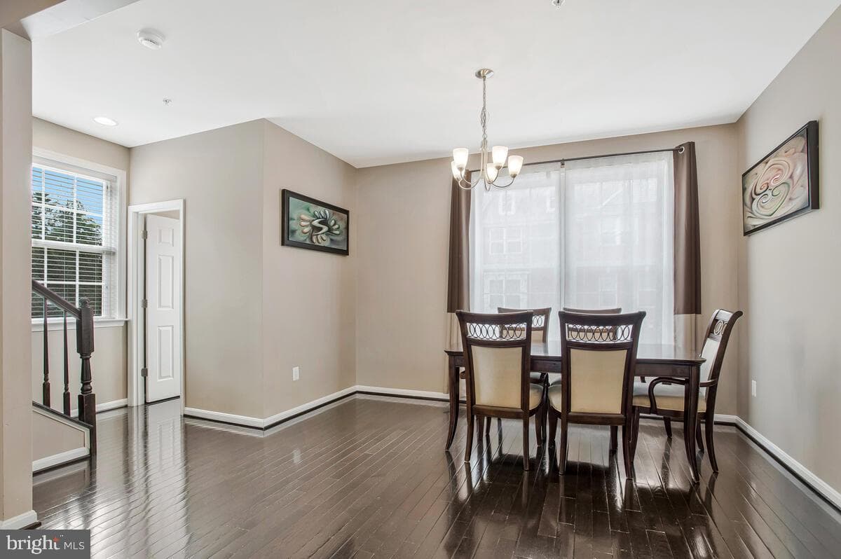 1102 Bayberry Lane photo 10