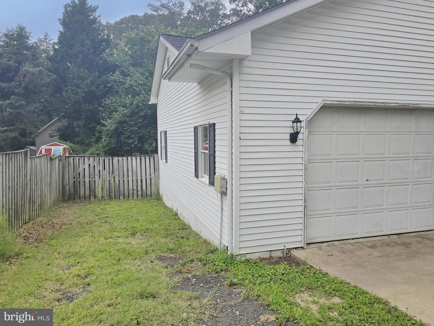 1123 Oak View Drive photo 3