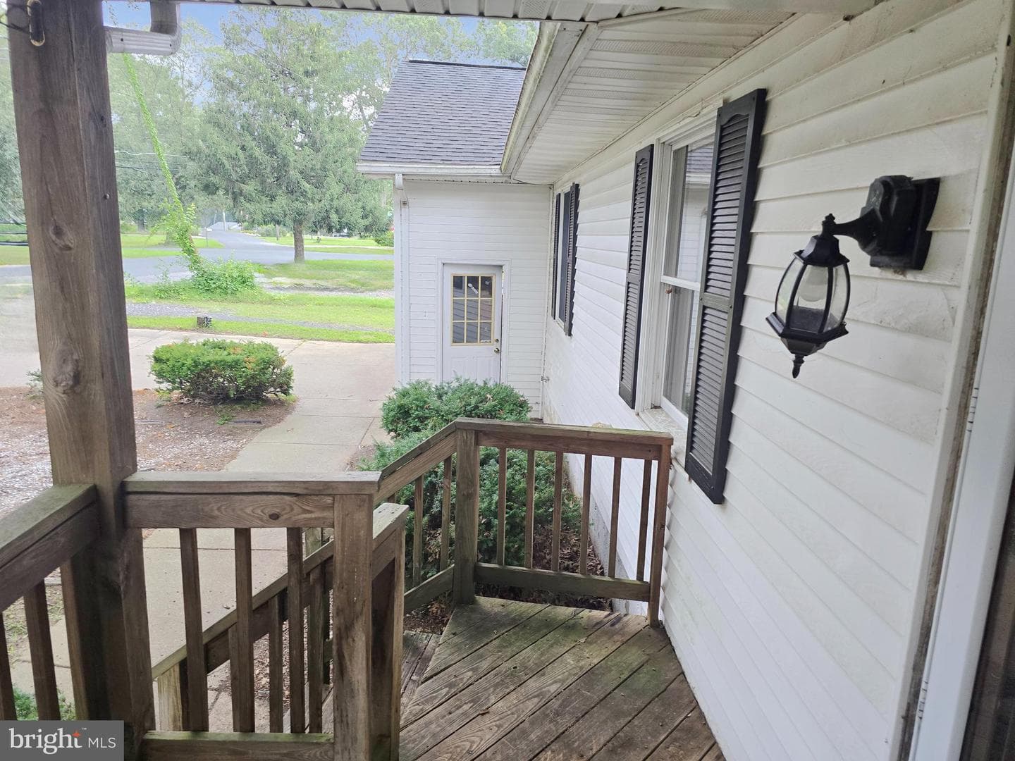 1123 Oak View Drive photo 4