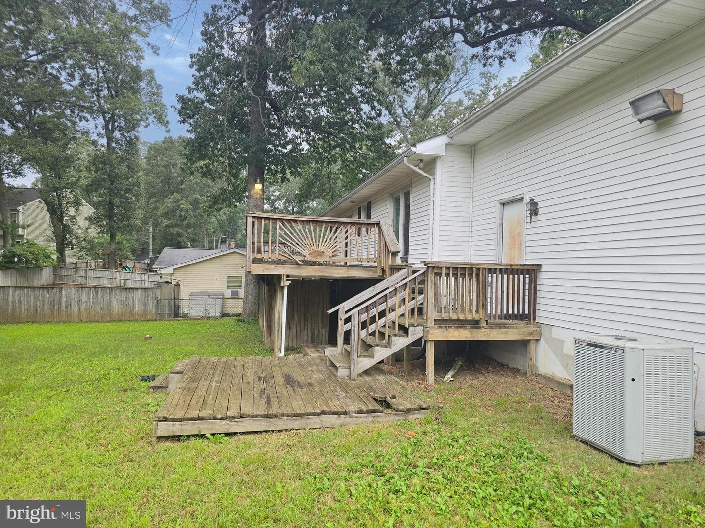 1123 Oak View Drive photo 8