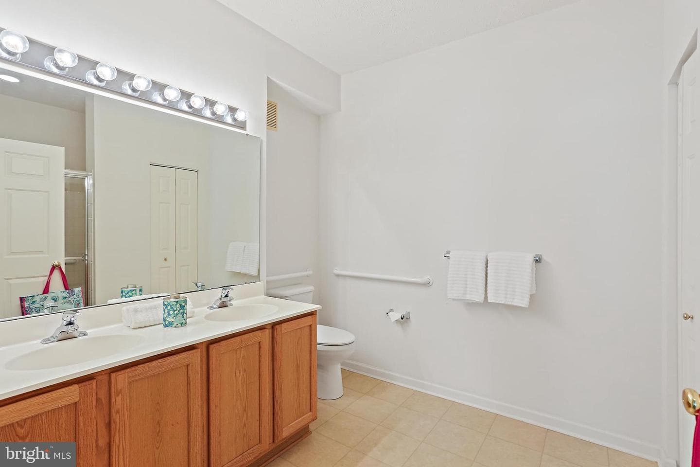 2494 Amber Orchard Court E #202 photo 23