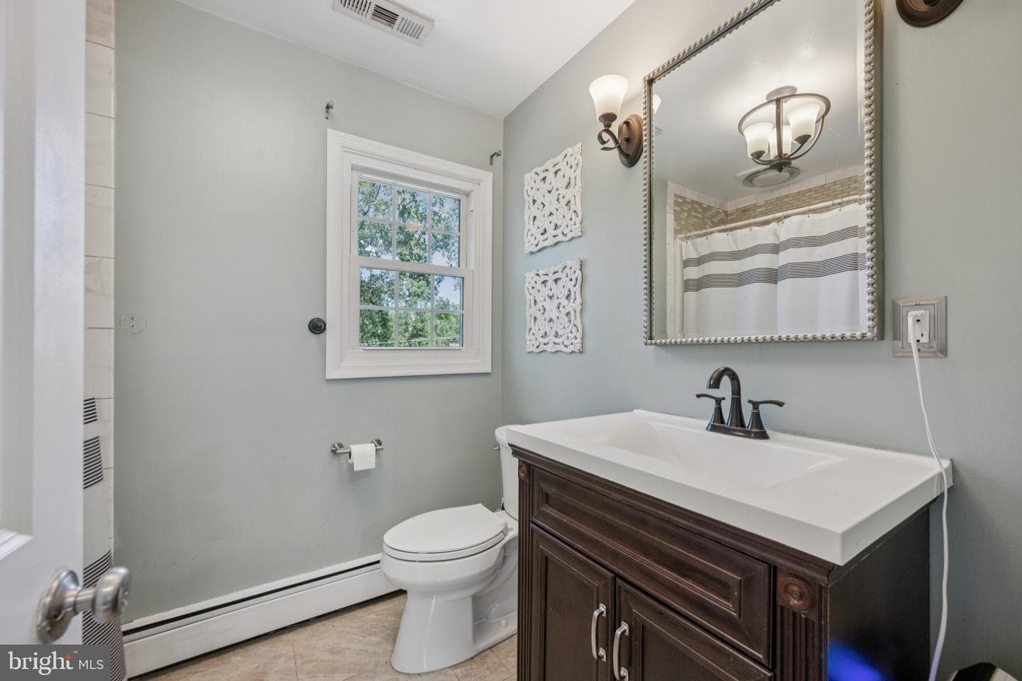 4 Belhaven Court photo 19