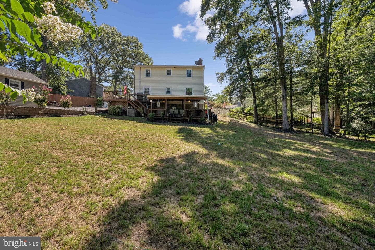 4 Belhaven Court photo 32
