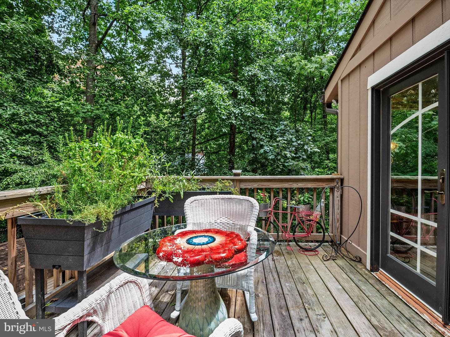 966 Coachway photo 38