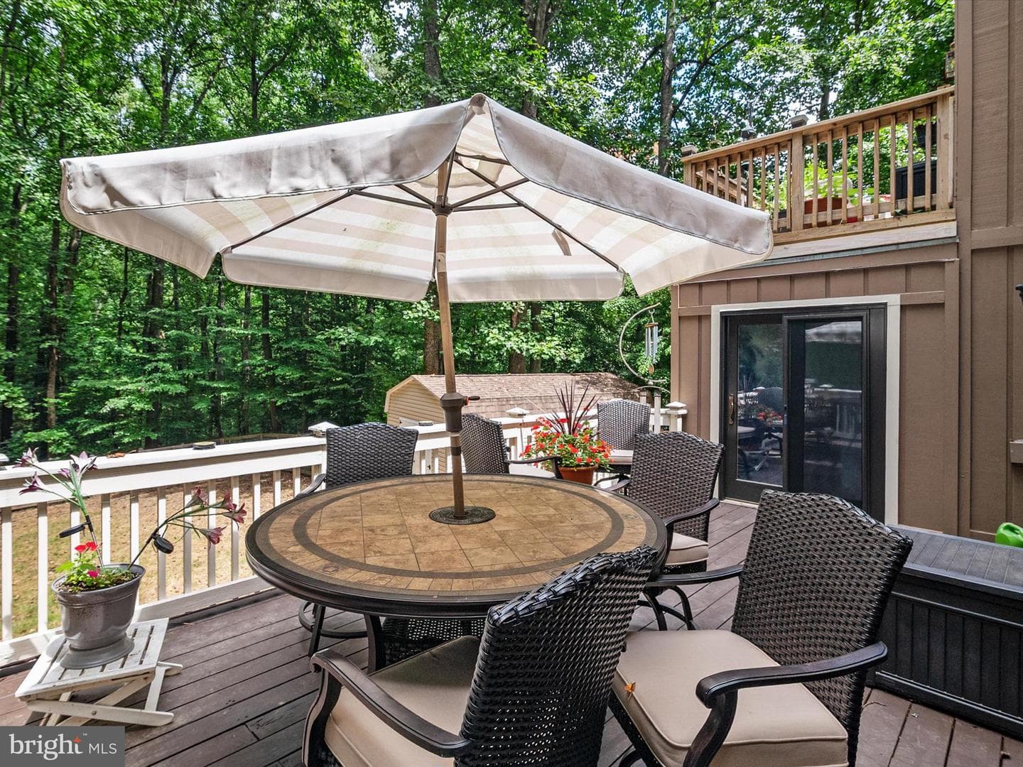 966 Coachway photo 42