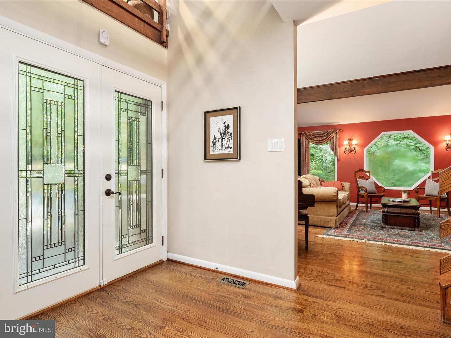 966 Coachway photo 7