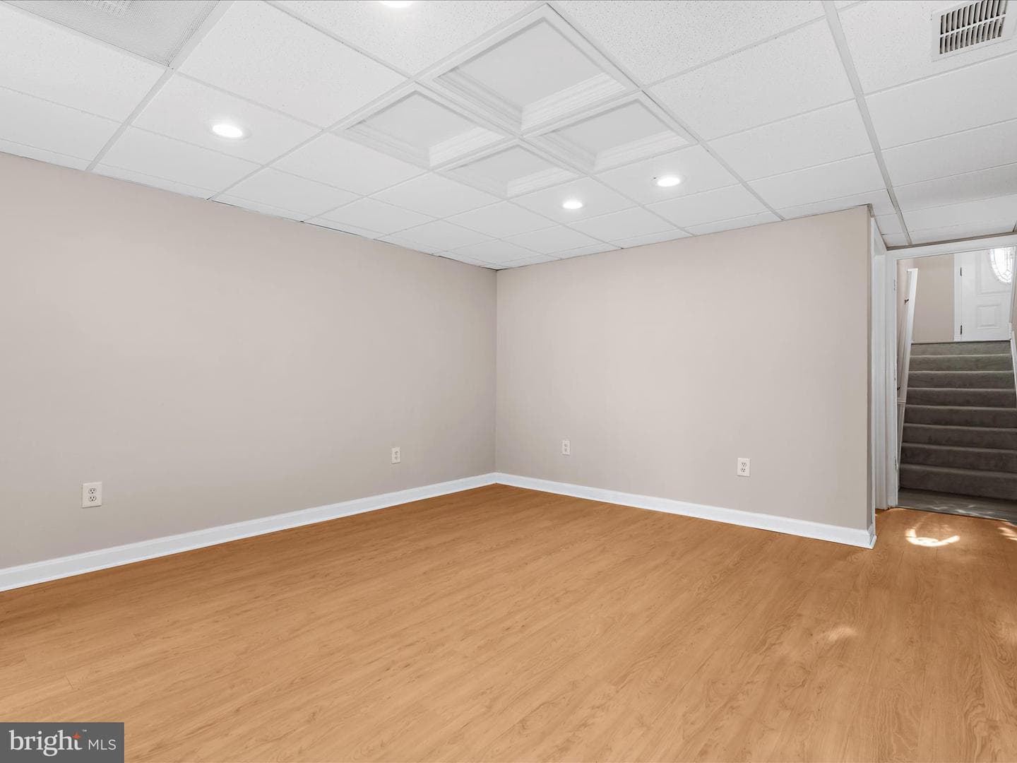 8016 Catherine Avenue photo 14