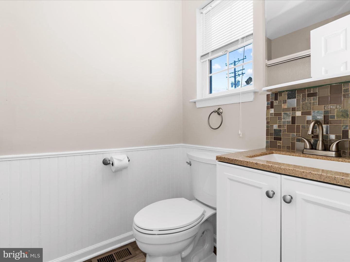 8016 Catherine Avenue photo 30