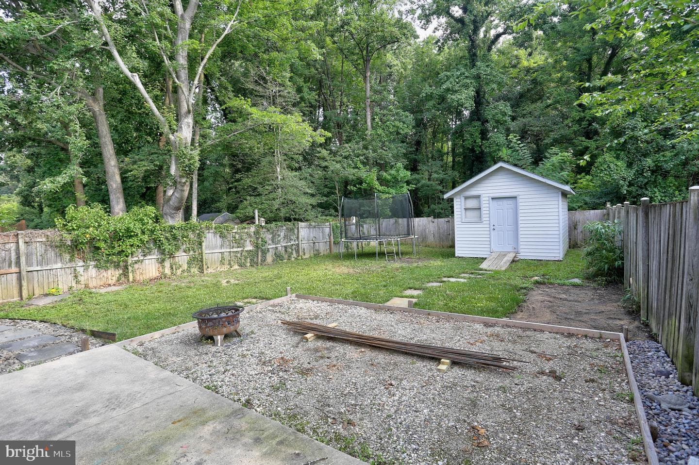 466 Man O War Court photo 27
