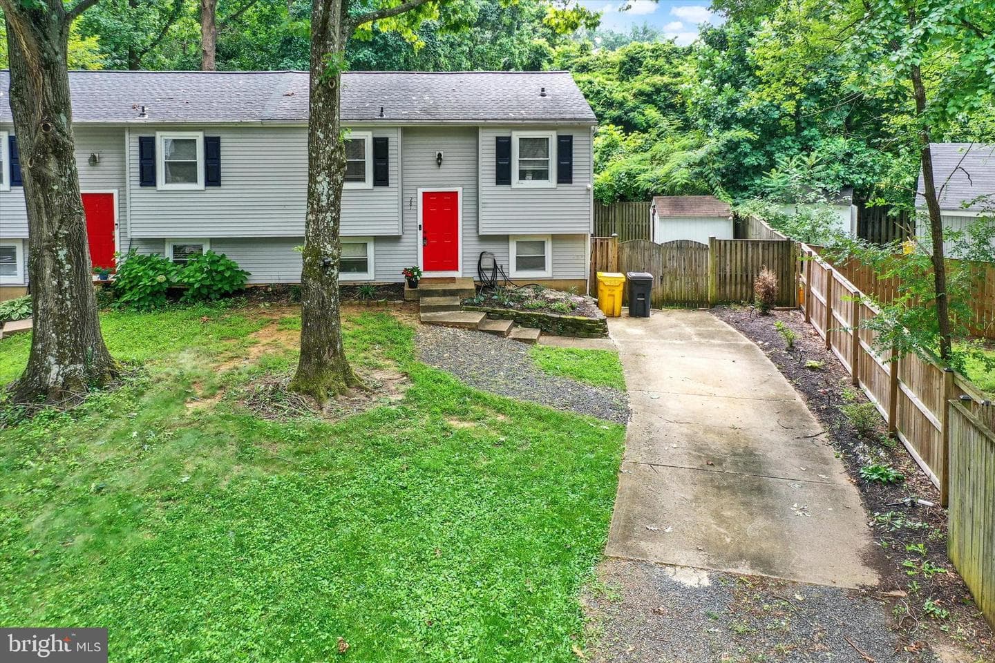 281 Ternwing Drive photo 2