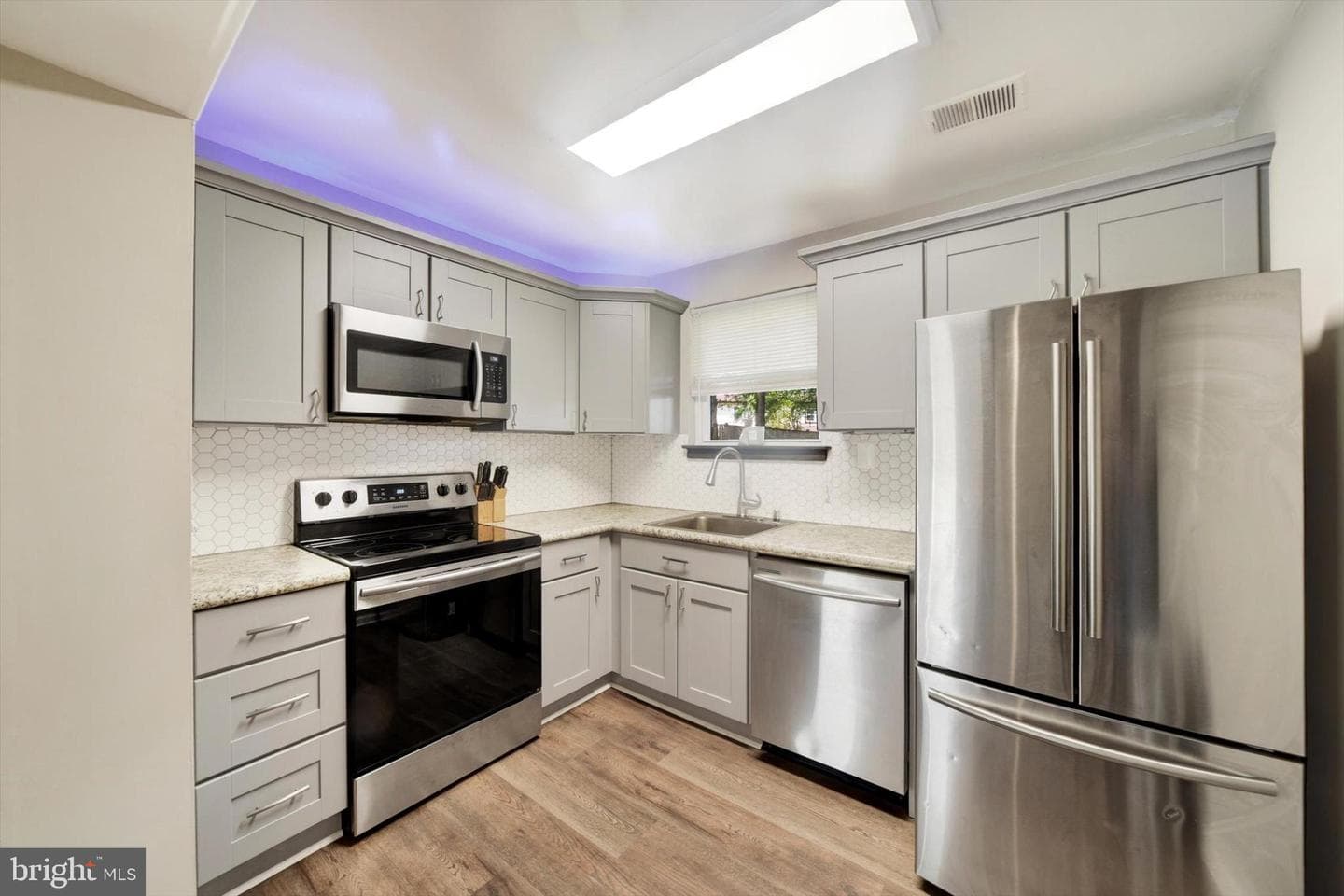 281 Ternwing Drive photo 4