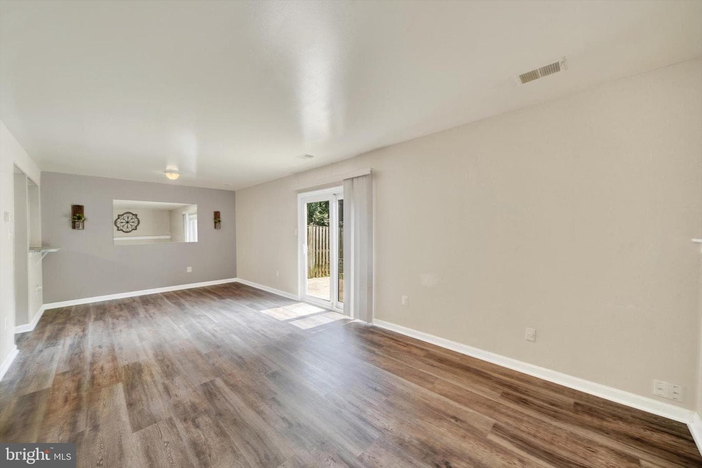 281 Ternwing Drive photo 7