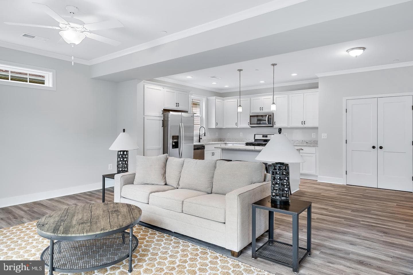 404 Paradise Road photo 14